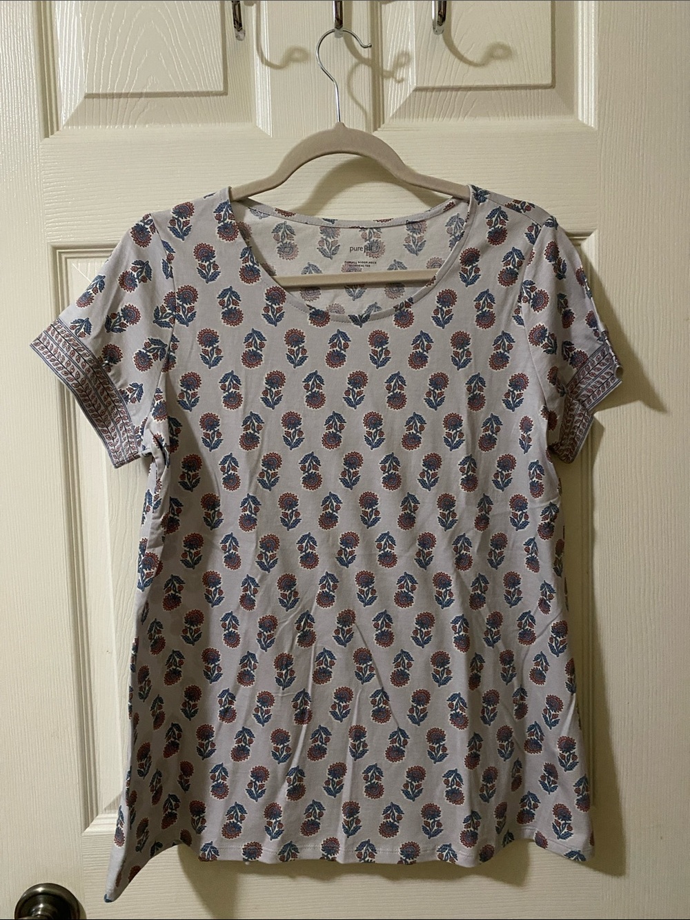 J. Jill Grey Short-Sleeve Floral Crewneck Tee with Blue & Rust Print